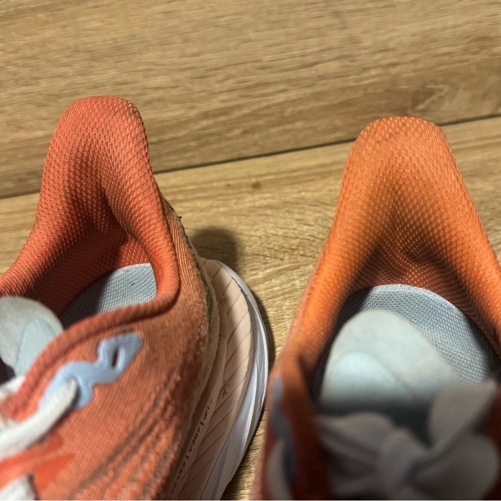 Hoka One One Mach 5 Women’s size 8 Running sneakers Orange Athletic gym Shoes 8B - Picture 2 of 11